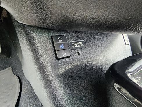 Used 2018 Toyota Prius Prime Advanced image 26