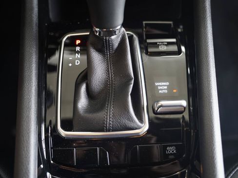 Used 2022 Jeep Compass Limited AWD/4WD image 22