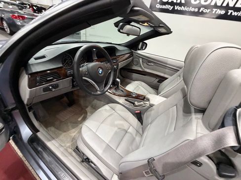 Used 2011 BMW 328i Convertible RWD image 19