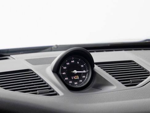 Certified 2022 Porsche 911 Carrera image 20