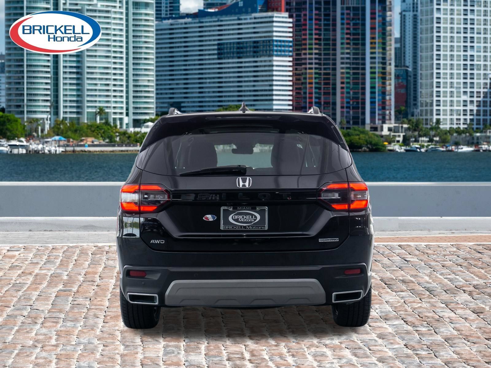 Certified 2023 Honda Pilot Touring image 7