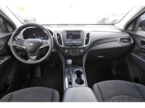 Used 2022 Chevrolet Equinox LT FWD image 9