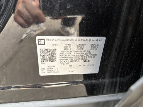 Used 2023 GMC Terrain SLE image 35