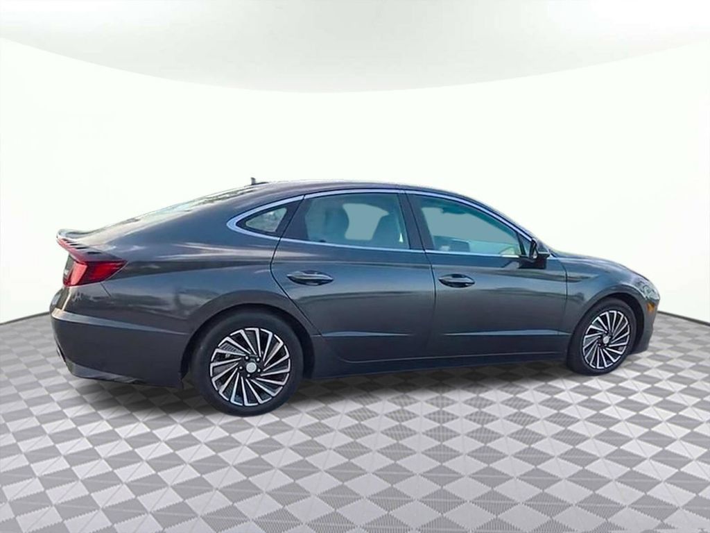 Used 2022 Hyundai Sonata Limited FWD image 35
