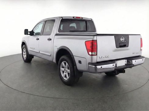 Used 2012 Nissan Titan SV image 3
