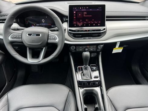 New 2026 Jeep Compass Limited AWD/4WD image 3