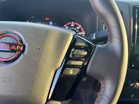 Used 2024 Nissan Frontier Pro-X w/ Technology Package image 19