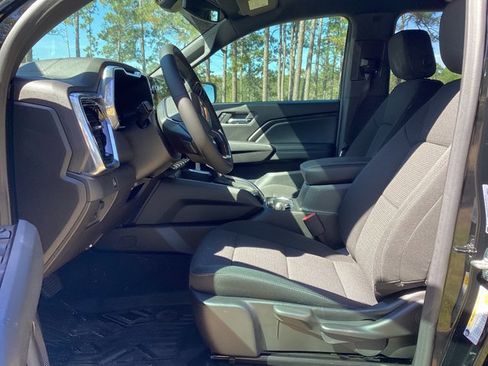 New 2025 GMC Canyon Elevation w/ Convenience Package image 13