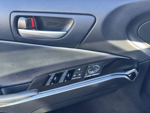 Used 2021 Lexus IS 300 AWD w/ Comfort Package image 14