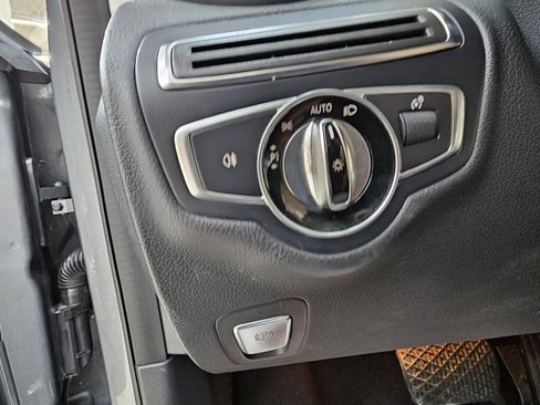 Used 2017 Mercedes-Benz C 300 Sedan w/ Premium 1 Package image 36