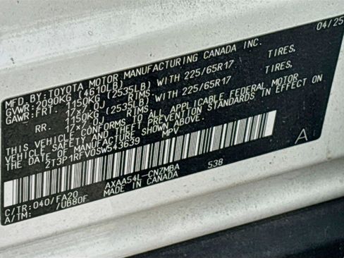 Used 2025 Toyota RAV4 XLE AWD/4WD image 21