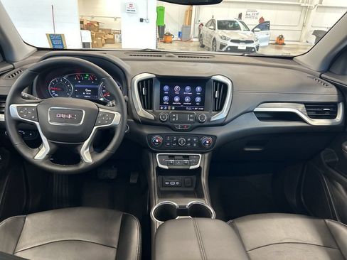 Used 2023 GMC Terrain SLT AWD/4WD image 7