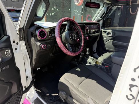 Used 2020 Jeep Wrangler Unlimited Sport S AWD/4WD image 5