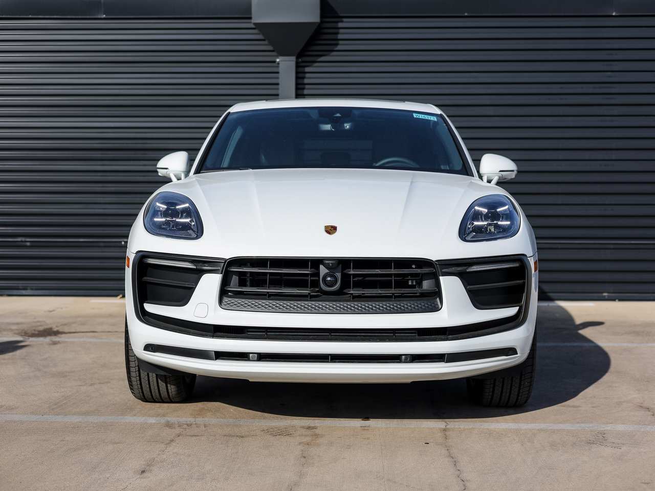 Certified 2026 Porsche Macan AWD/4WD image 10
