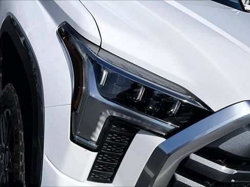 Used 2023 Toyota Tundra Limited image 25