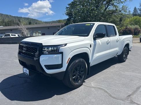 New 2026 Nissan Frontier SV w/ All-Weather Content Package AWD/4WD image 24
