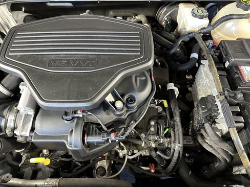 Used 2022 Chevrolet Blazer Premier image 31