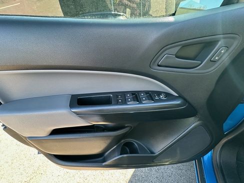 Used 2022 Chevrolet Colorado W/T w/ Custom Special Edition image 15