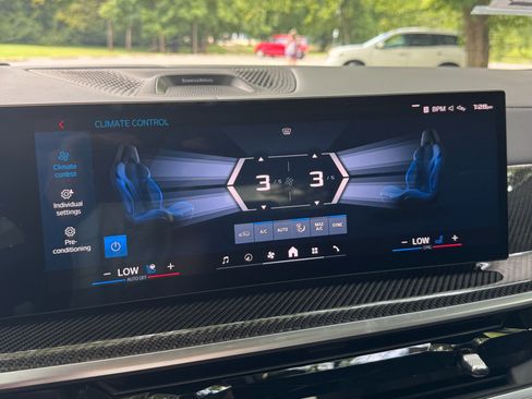 Used 2024 BMW X6 M Competition w/ Executive Package image 79