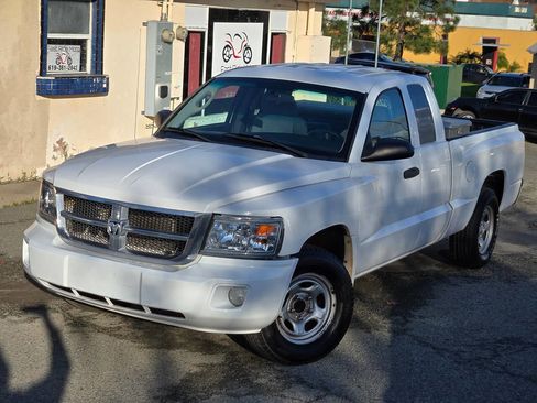 Used 2010 Dodge Dakota ST w/ Extra Security Group image 3