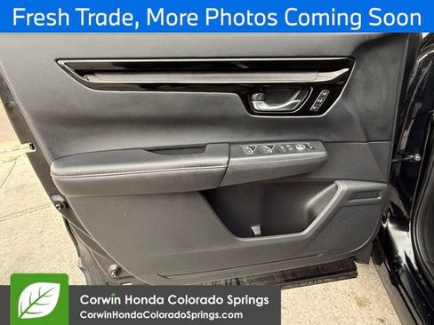 Used 2025 Honda CR-V Sport Touring image 8