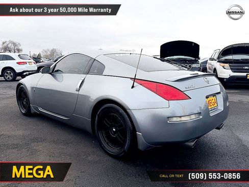 Used 2004 Nissan 350Z Touring w/ Aerodynamics Pkg image 8