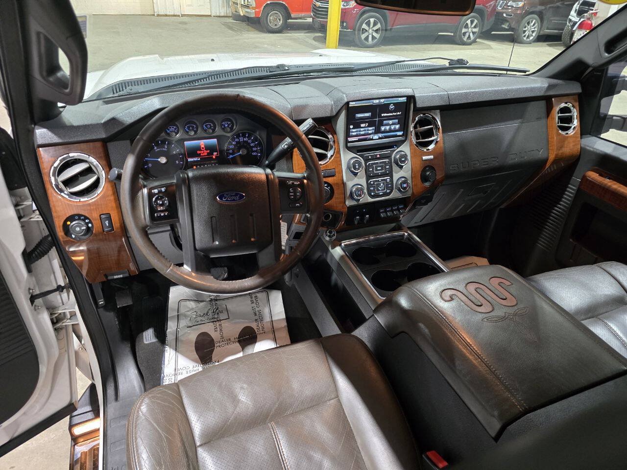 Used 2015 Ford F250 King Ranch w/ FX4 Off-Road Package AWD/4WD image 32