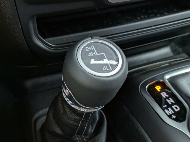 New 2026 Jeep Wrangler Unlimited Sahara AWD/4WD image 25