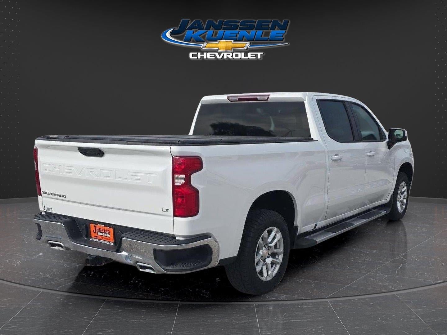 Used 2025 Chevrolet Silverado 1500 LT AWD/4WD image 5
