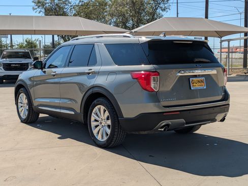 Used 2020 Ford Explorer Limited image 5