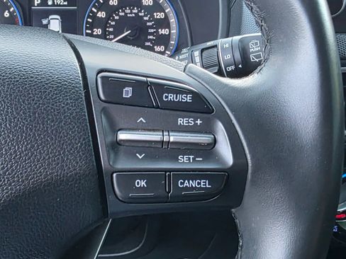 Used 2021 Hyundai Kona SEL w/ Cargo Package image 10