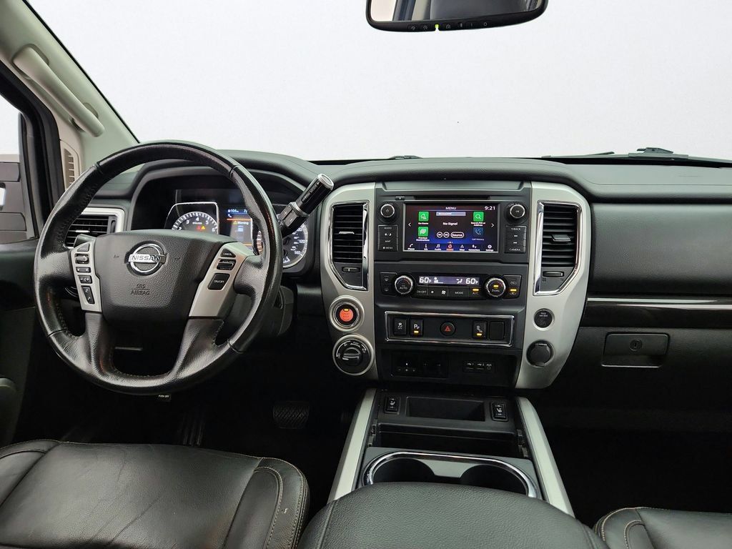 Used 2019 Nissan Titan SV w/ SV Convenience Package AWD/4WD image 24