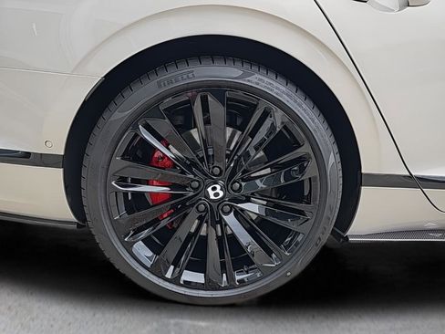 New 2025 Bentley Flying Spur Plug-In Hybrid image 14