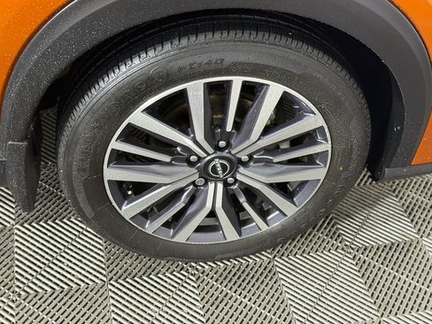 Used 2023 Nissan Kicks SV image 13