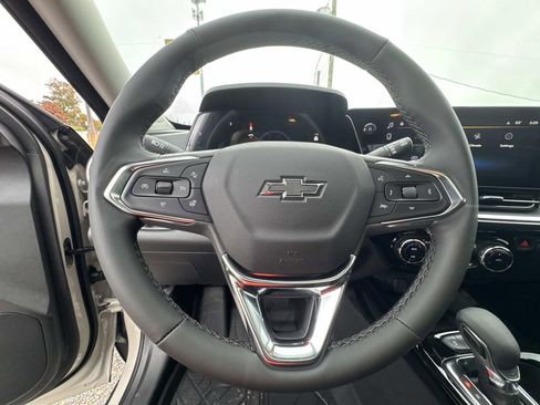 New 2026 Chevrolet Trax ACTIV w/ Sunroof Package image 21