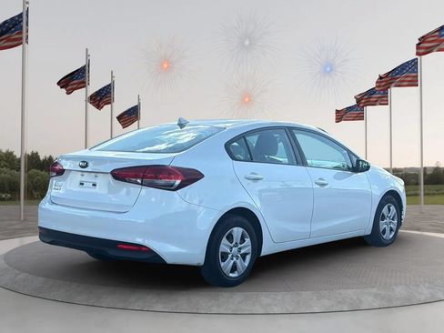 Used 2018 Kia Forte LX FWD image 6