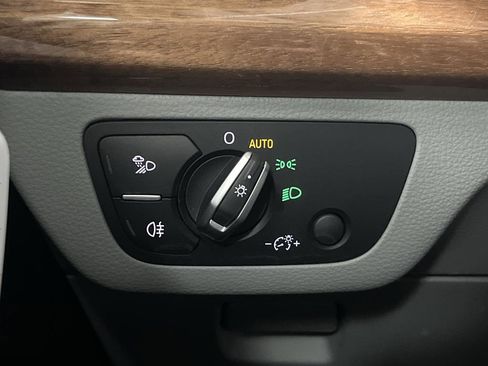 Used 2022 Audi Q5 2.0T Premium Plus w/ Premium Plus Package image 24