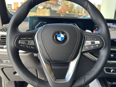 Used 2025 BMW X5 xDrive40i w/ Premium Package image 17