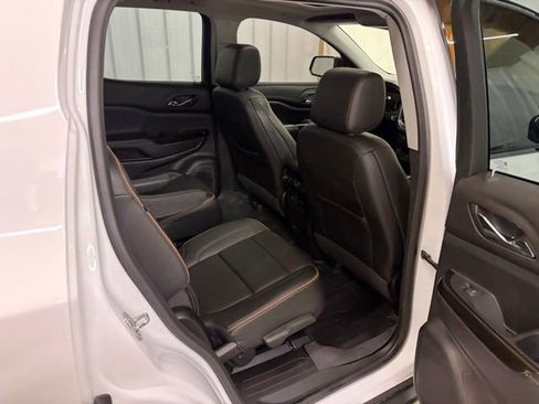 Used 2022 GMC Acadia AT4 w/ GMC Pro Grade Package AWD/4WD image 15