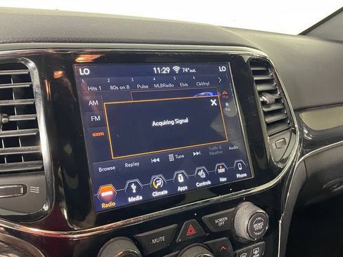 Used 2019 Jeep Grand Cherokee Trailhawk w/ Trailhawk Luxury Group AWD/4WD image 7