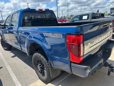 Certified 2022 Ford F350 Platinum w/ Tremor Off-Road Package AWD/4WD image 4