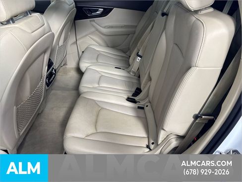 Used 2017 Audi Q7 3.0T Prestige image 23