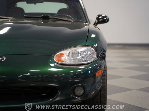 Used 1999 MAZDA MX-5 Miata RWD image 21