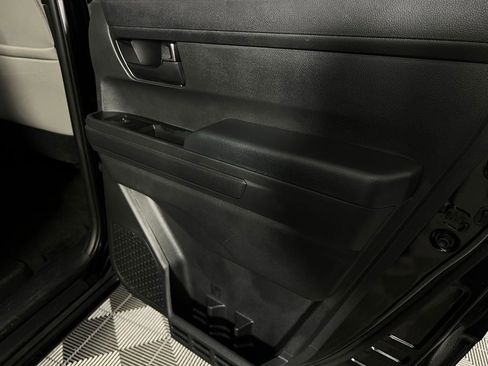 Used 2025 Toyota Tacoma SR5 image 27