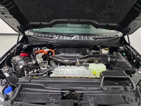 Used 2021 Ford F150 XLT w/ XTR Package image 11