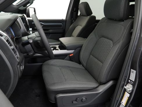 New 2026 RAM 1500 Big Horn AWD/4WD image 15