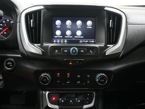 Used 2023 GMC Terrain SLE image 17