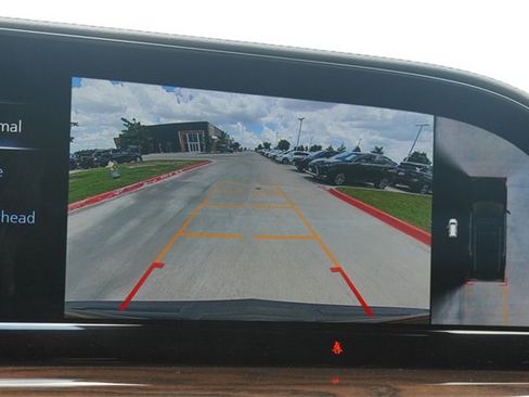 Used 2024 Cadillac Escalade ESV Premium Luxury Platinum image 25