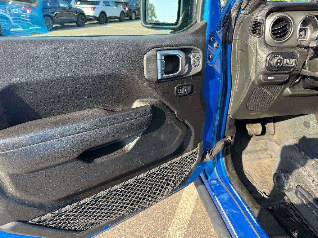 Used 2022 Jeep Gladiator Sport AWD/4WD image 21