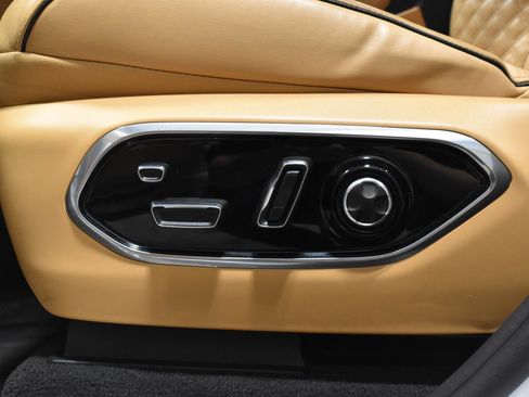 Used 2022 Jeep Grand Cherokee L Summit w/ Advanced Protech Group IV image 4